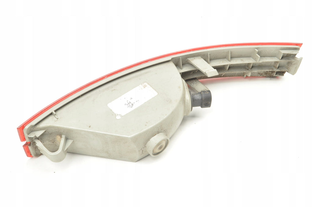 VOLVO XC90 FOG LAMP REAR RIGHT LIFT