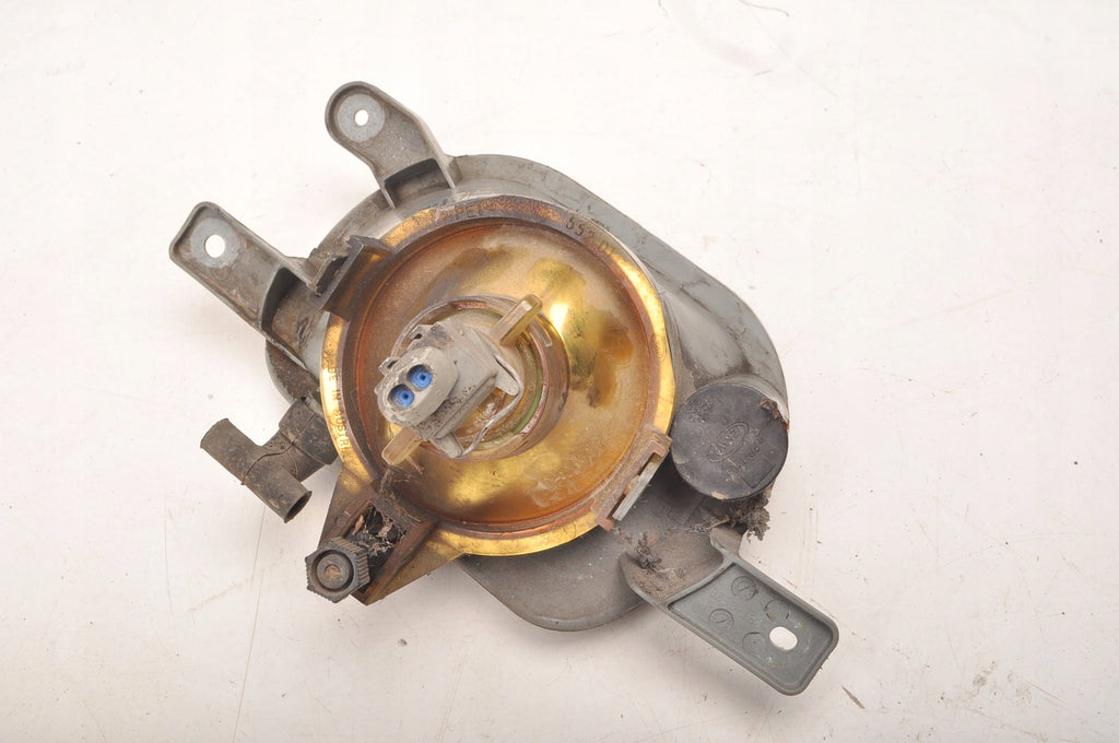 VOLVO XC90 HALOGEN RIGHT 8693796