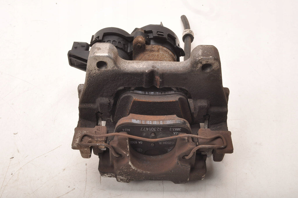 VOLVO XC90 II 2.0 16V B5 BRAKE CALIPER LEFT REAR 32287448 32217363