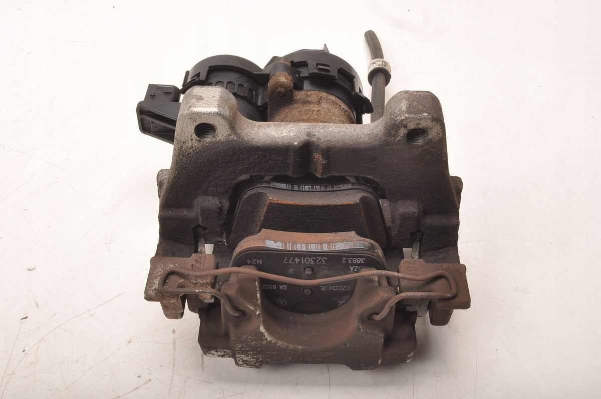 VOLVO XC90 II 2.0 16V B5 BRAKE CALIPER LEFT REAR 32287448 32217363