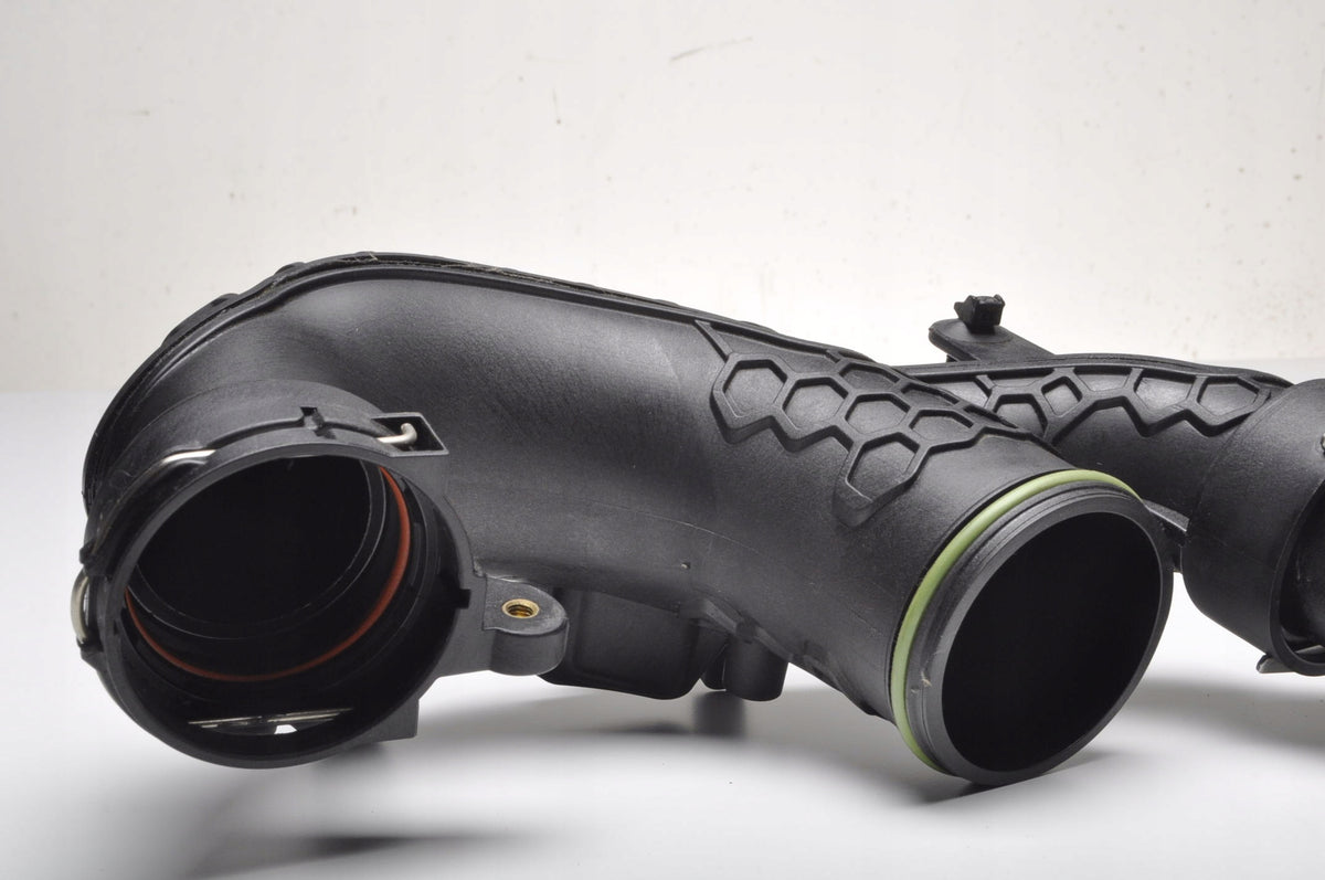 VOLVO XC90 II 2.0 16V T8 390KM AIR INTAKE PIPE 32222128