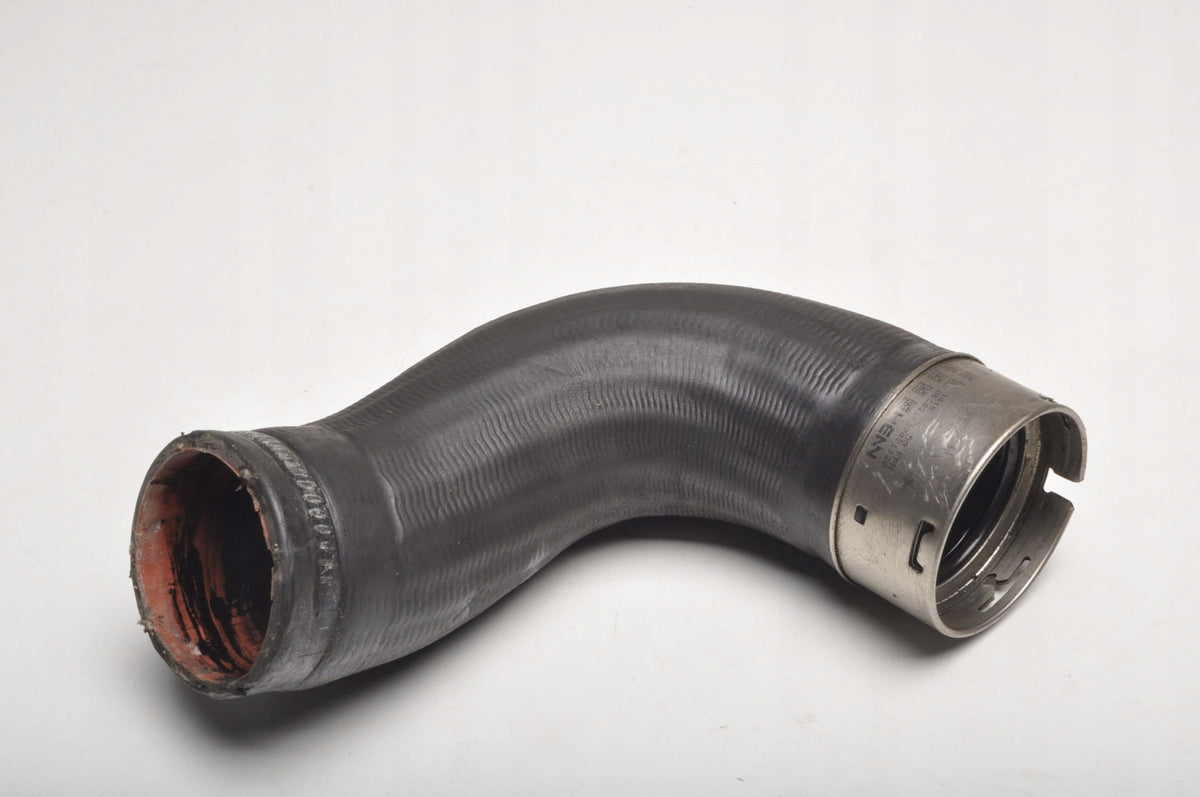 VOLVO XC90 II 2.0 D5 224KM INTERCOOLER PIPE 31370095