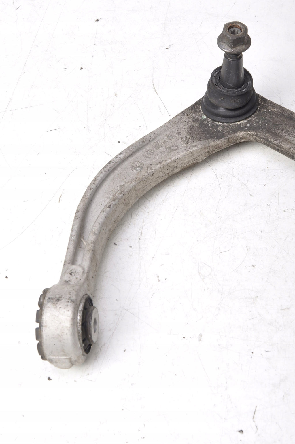 VOLVO XC90 II 2.0 D5 235KM CONTROL ARM LEFT FRONT 31360630 2016/03 - 2019/12