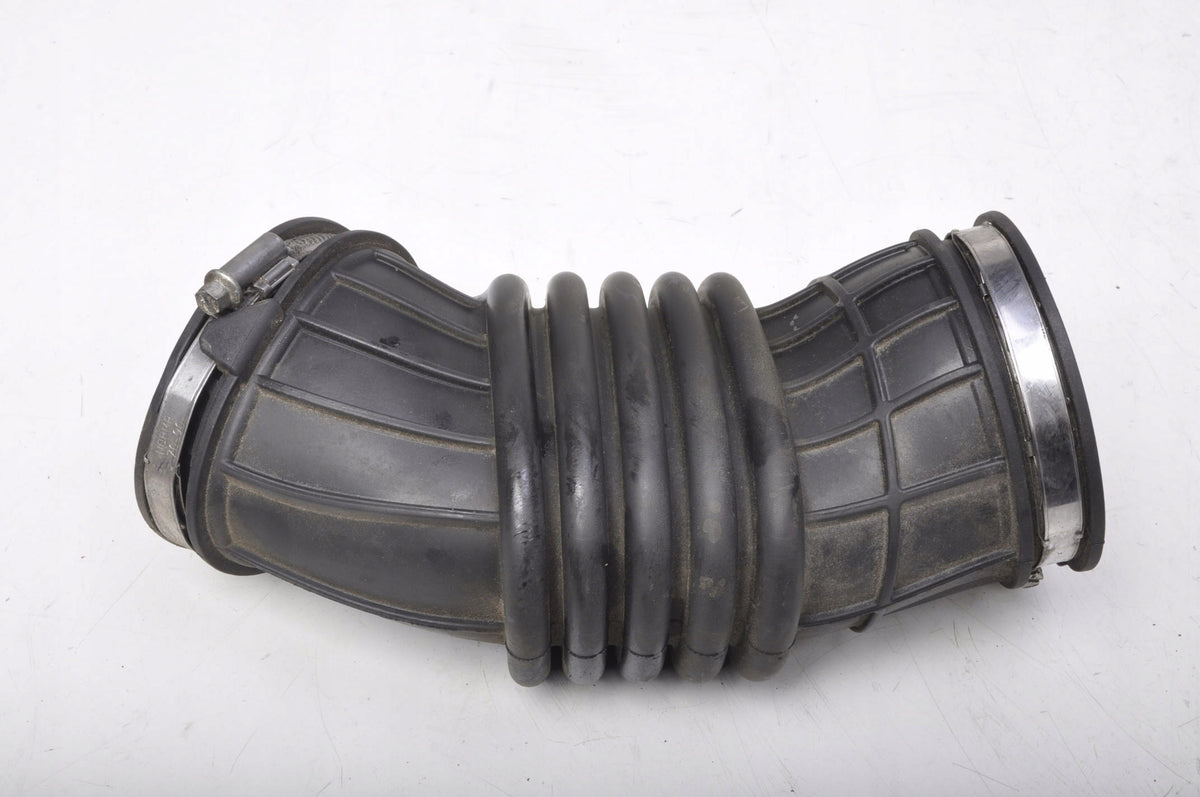VOLVO XC90 II 2.0 T8 AIR INTAKE PIPE 31370326