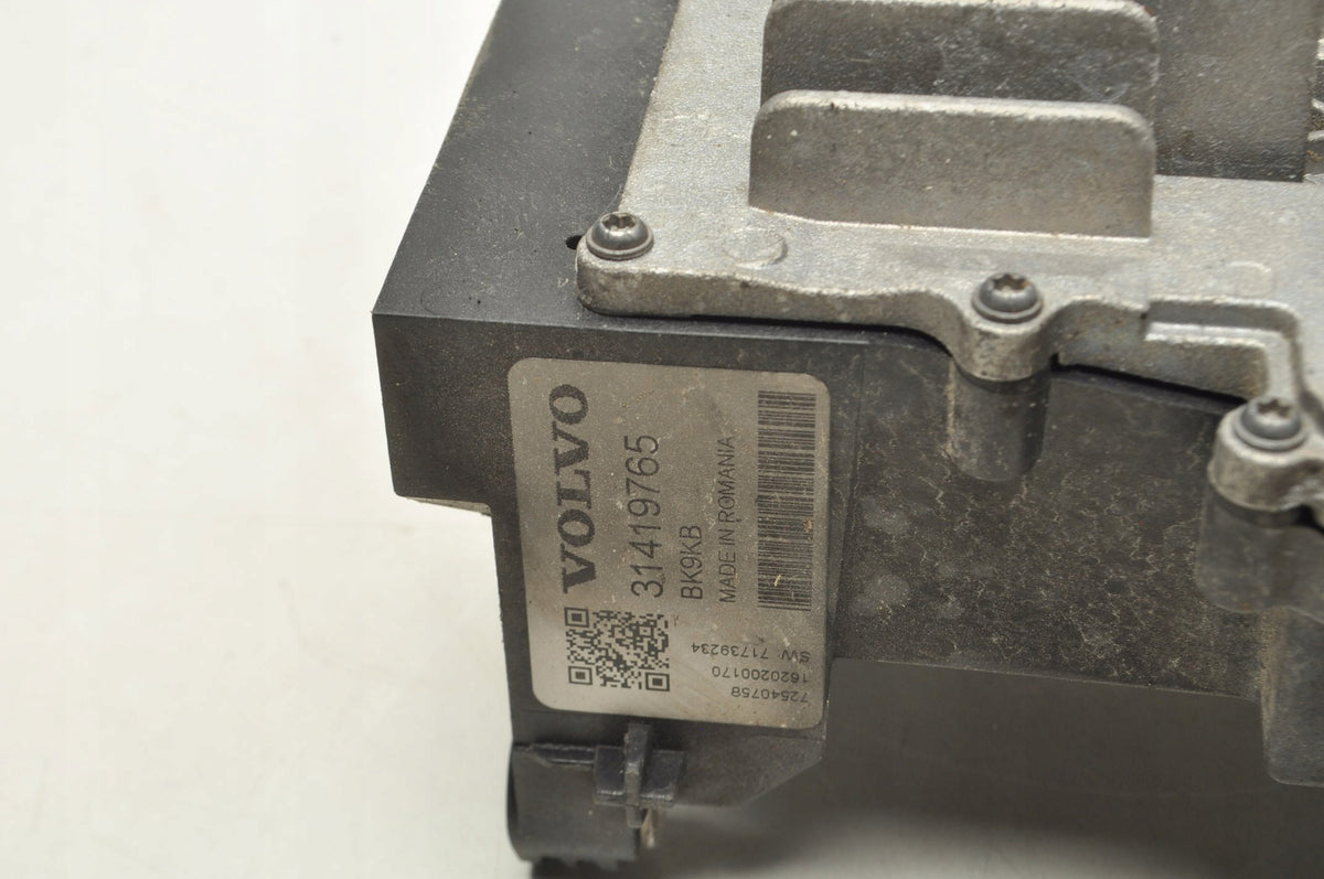 VOLVO XC90 II BATTERY CONTROLLER MODULE 31419765