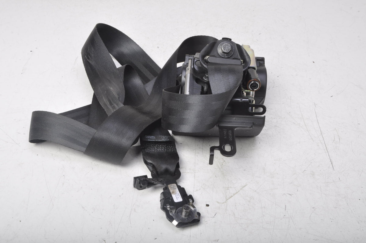 VOLVO XC90 II BELT RIGHT FRONT 32131153