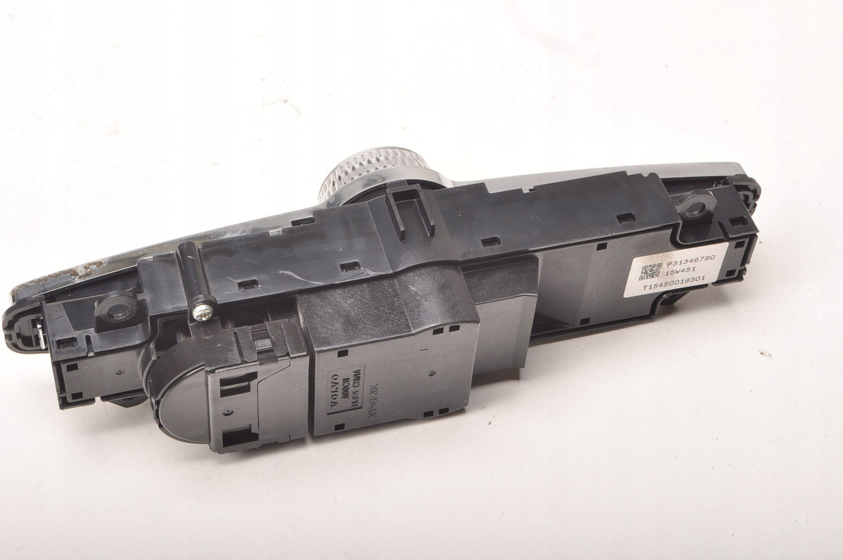 VOLVO XC90 II CENTER RADIO CONTROL PANEL 31346790