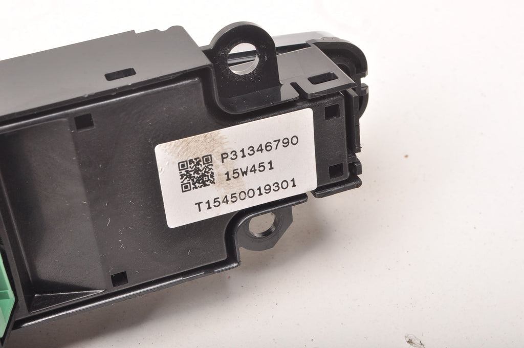 VOLVO XC90 II CENTER RADIO CONTROL PANEL 31346790