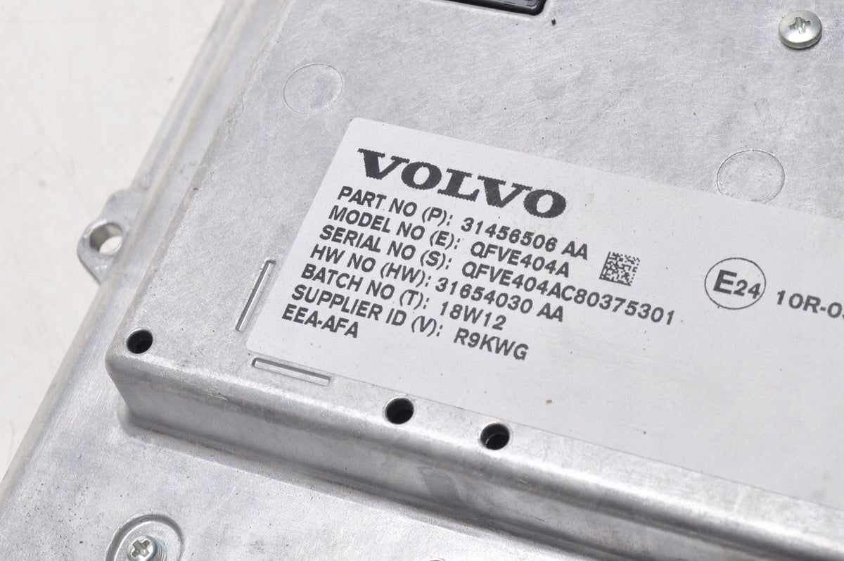 VOLVO XC90 II DISPLAY 31456506