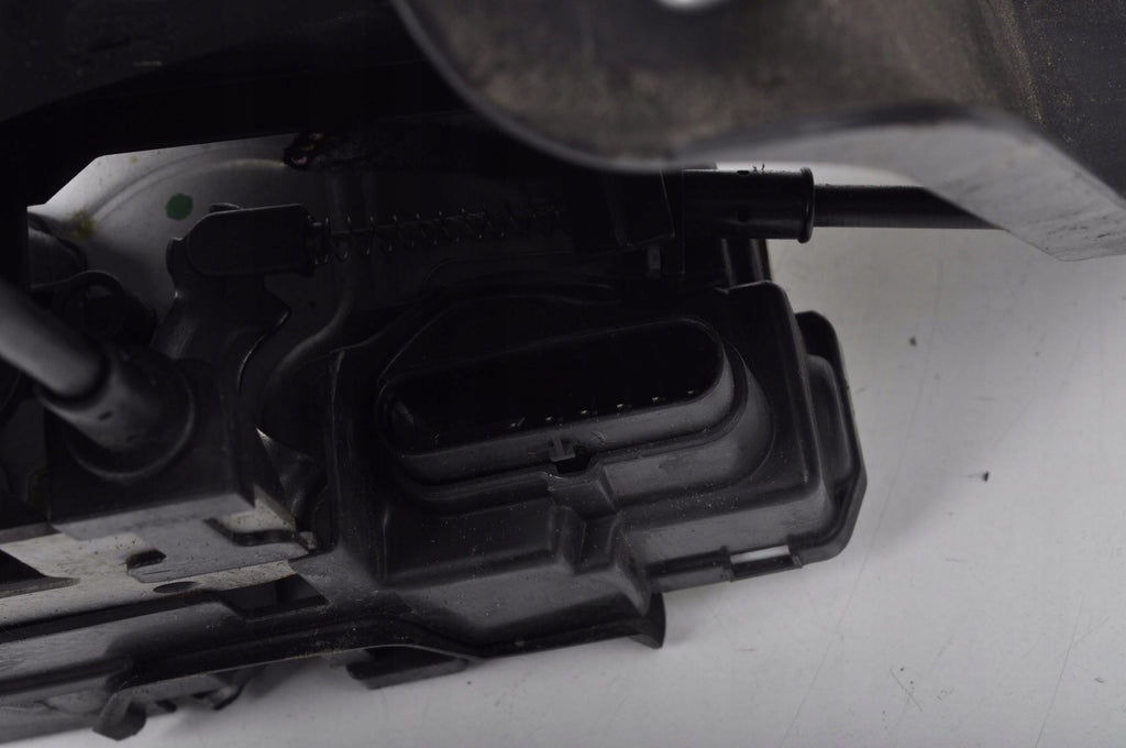 VOLVO XC90 II DOOR LOCK RIGHT FRONT 31349895