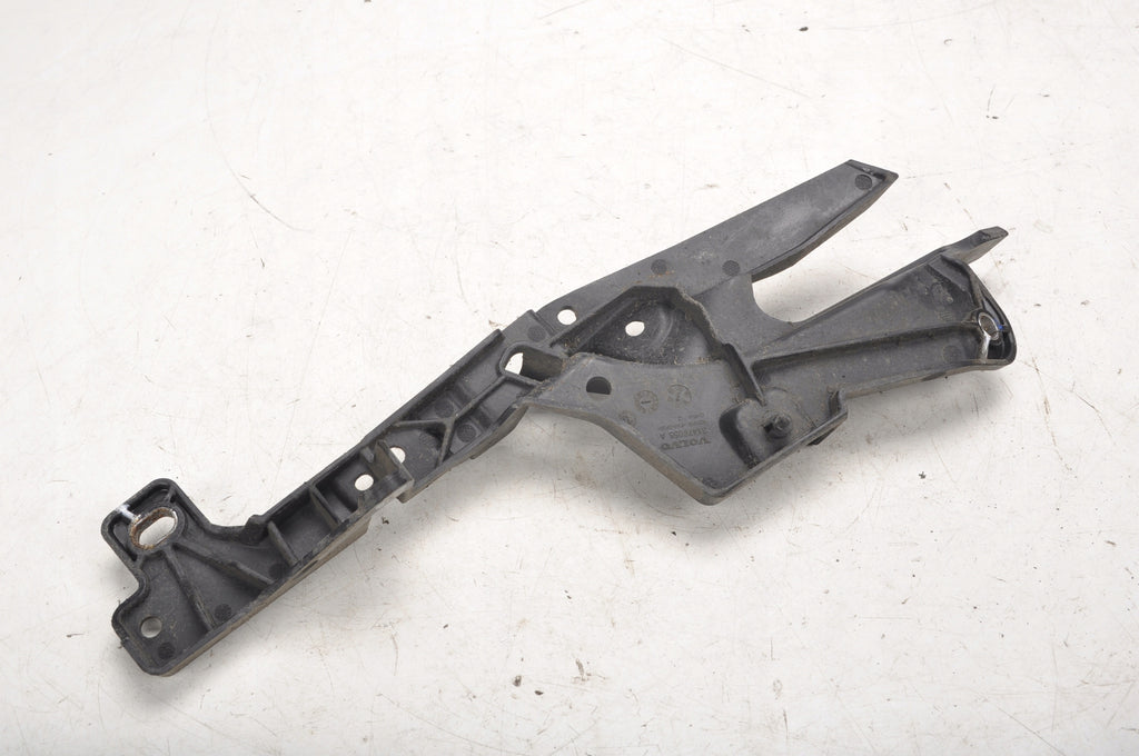 VOLVO XC90 II LEVELING SENSOR MOUNT 31476055