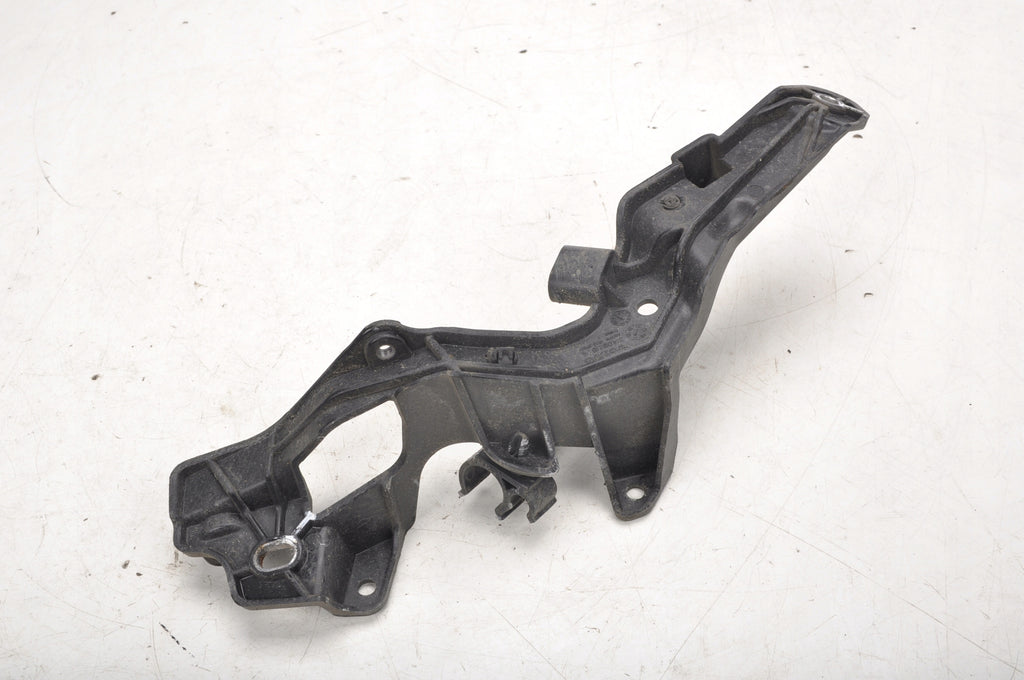 VOLVO XC90 II MOUNT BRACKET 31406215