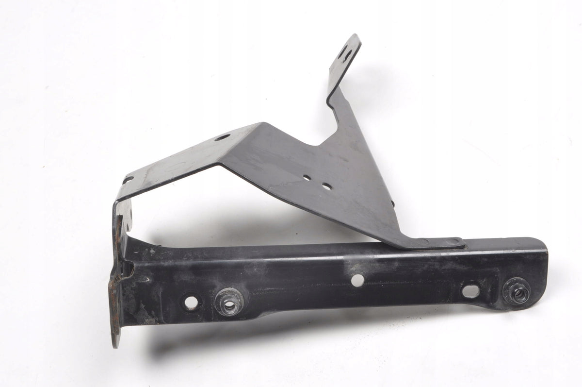 VOLVO XC90 II MOUNTING BRACKET FOR ADDITIONAL BATTERY FLUID COOLER 31437382