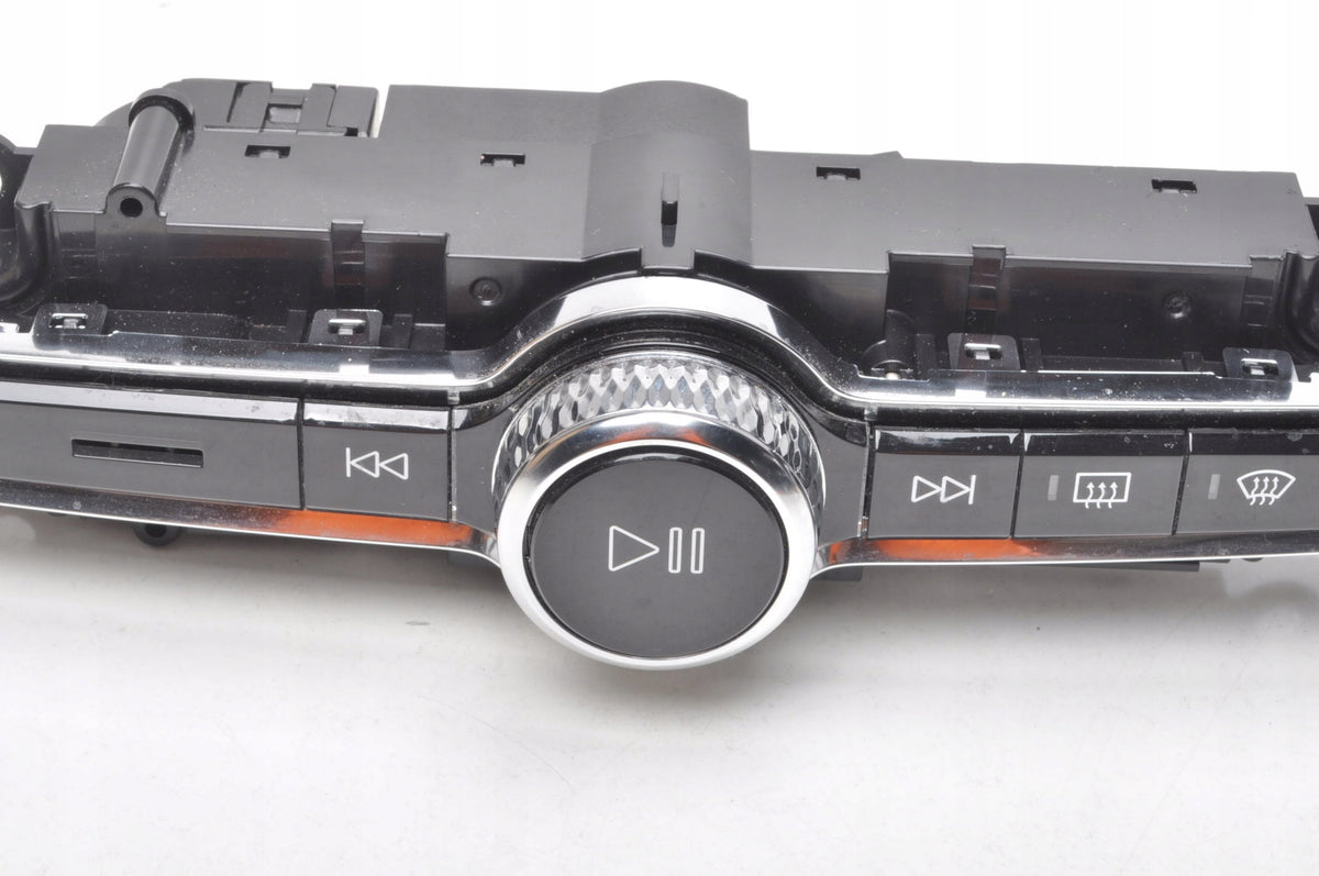 VOLVO XC90 II RADIO PANEL P31346790