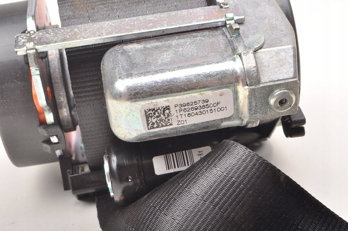 VOLVO XC90 II SEAT BELT RIGHT REAR 3 ROW 39825739