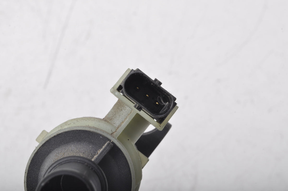 VOLVO XC90 II SENSOR FUEL VALVE 32242463