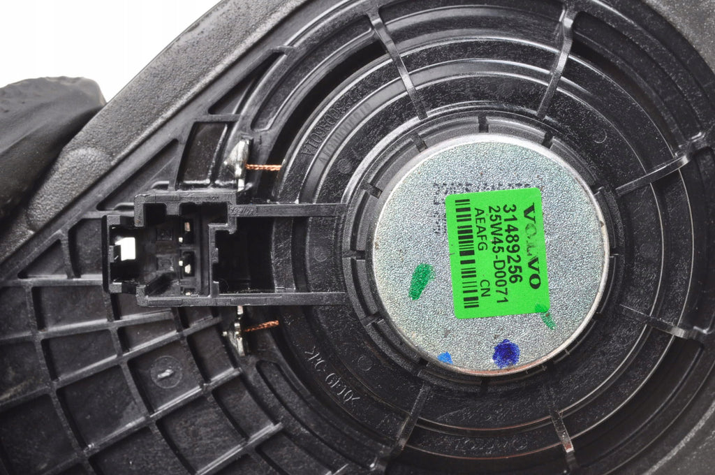 VOLVO XC90 II SPEAKER HARMAN KARDON 31489256