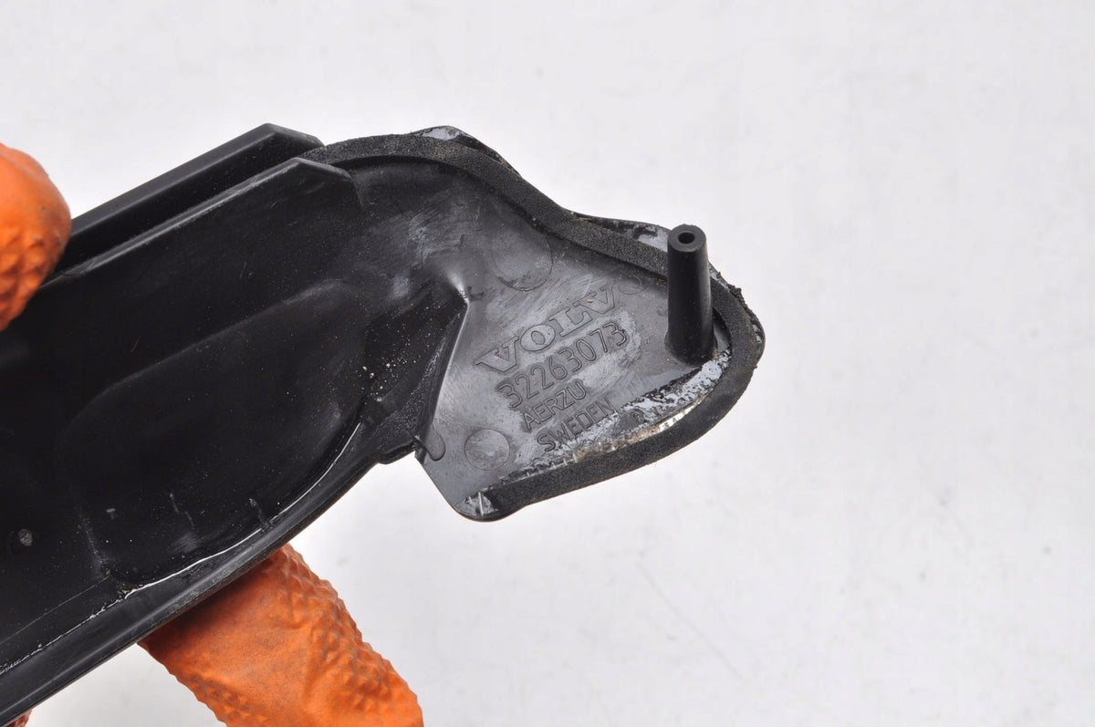 VOLVO XC90 II V60 II COVER PLASTIC 32263073