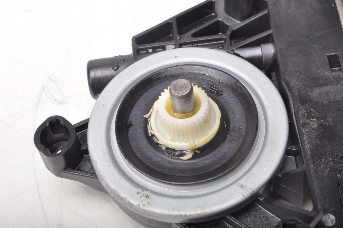 VOLVO XC90 II WINDSCREEN MOTOR LEFT FRONT 31674758 927588-103
