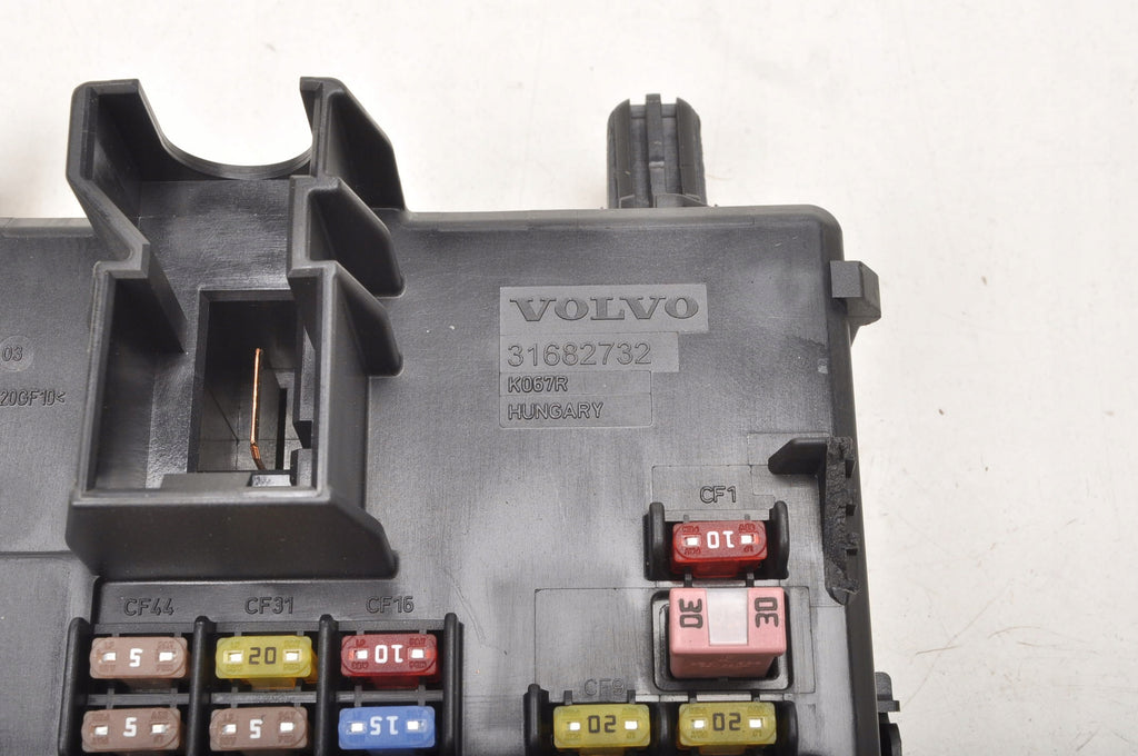 VOLVO XC90 II XC60 FUSE BOX 32142591