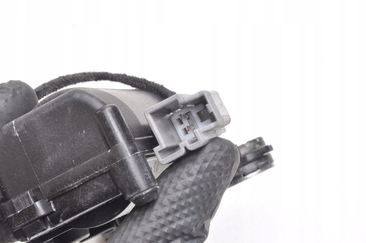 VOLVO XC90 II XC60 II TAILGATE LOCK PULL 31349975
