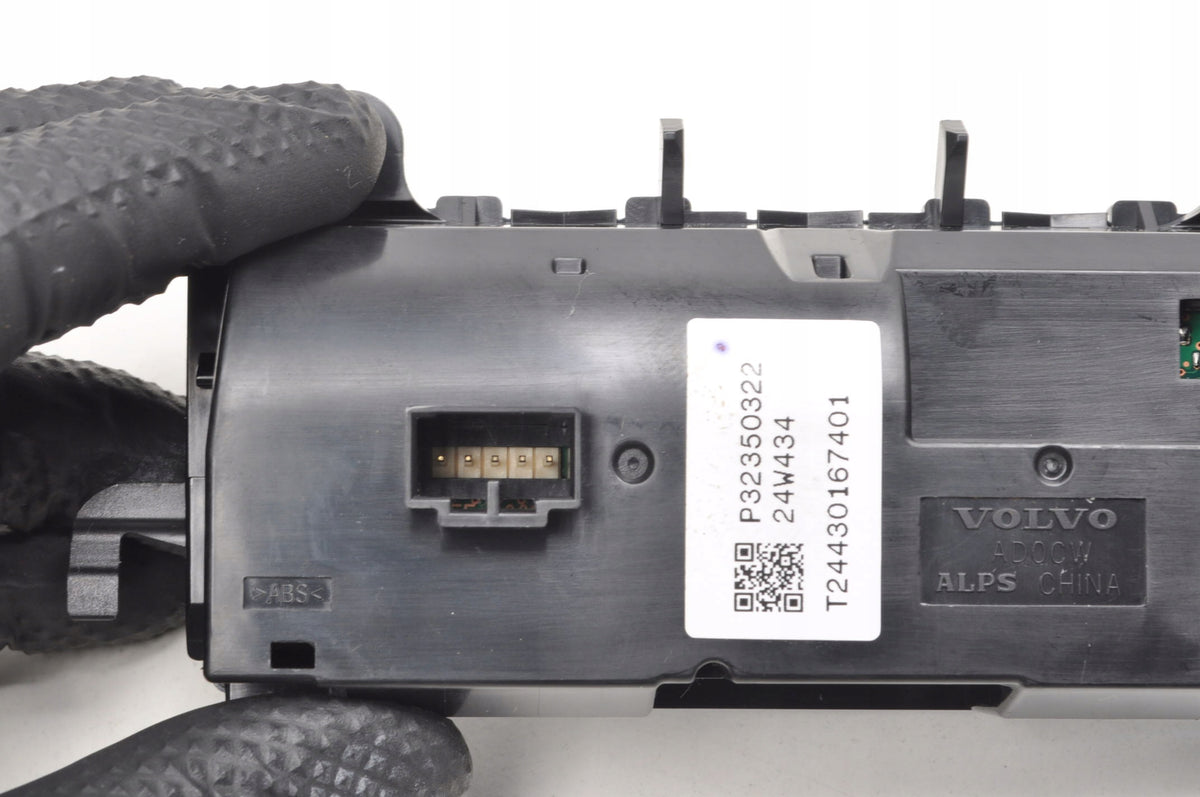 VOLVO XC90 II XC60 II V60 II AIR CONDITIONING SWITCH PANEL 32350322