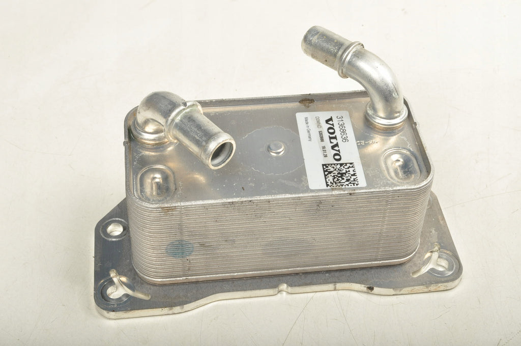 VOLVO XC90 II XC60 V90 S90 V60 S60 T8 OIL COOLER 31368636