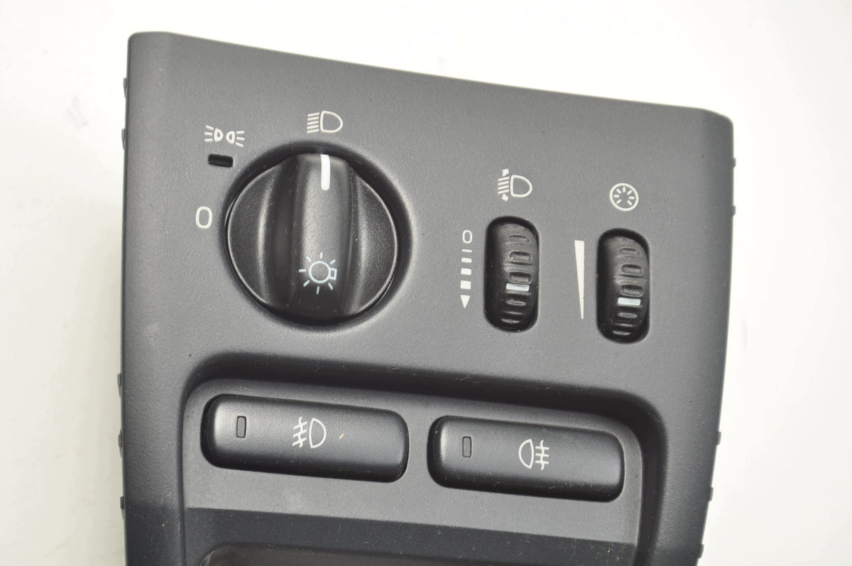 VOLVO XC90 LIFT 30739304 LIGHT SWITCH