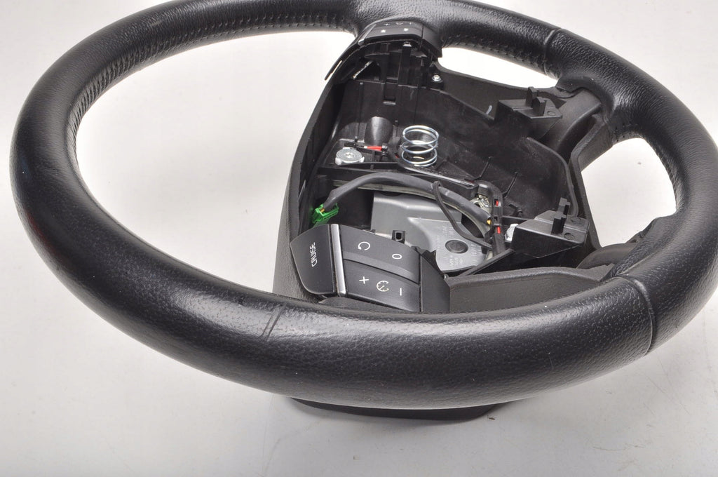VOLVO XC90 MULTIFUNCTION LEATHER STEERING WHEEL