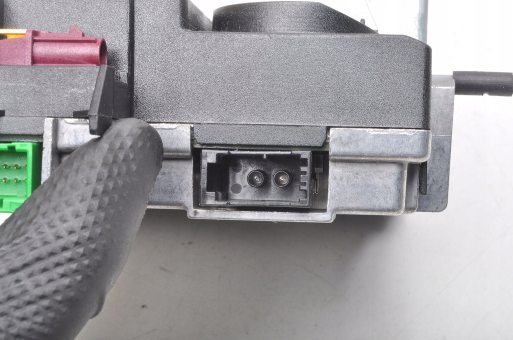 VOLVO XC90 RELAY MODULE 31288187 LIFT
