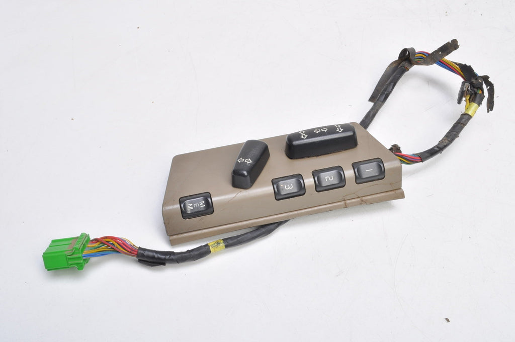 VOLVO XC90 SEAT ADJUSTMENT PANEL LEFT FRONT 39899885