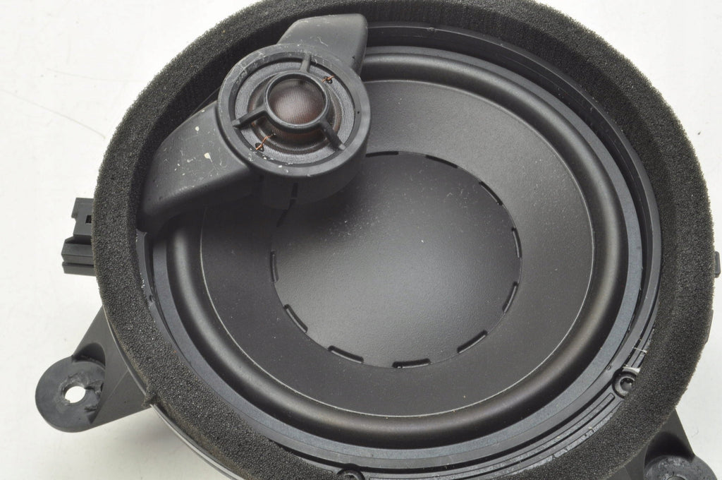 VOLVO XC90 SPEAKER LIFT DYNAUDIO