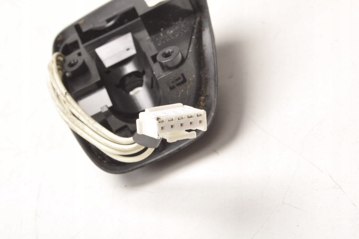 VOLVO XC90 STEERING WHEEL BUTTONS 8685489