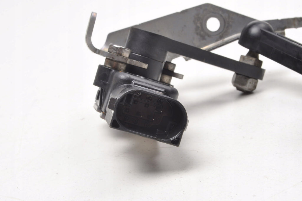 VOLVO XC90 XC60 II XENON LEVELING SENSOR 32381798 31406563