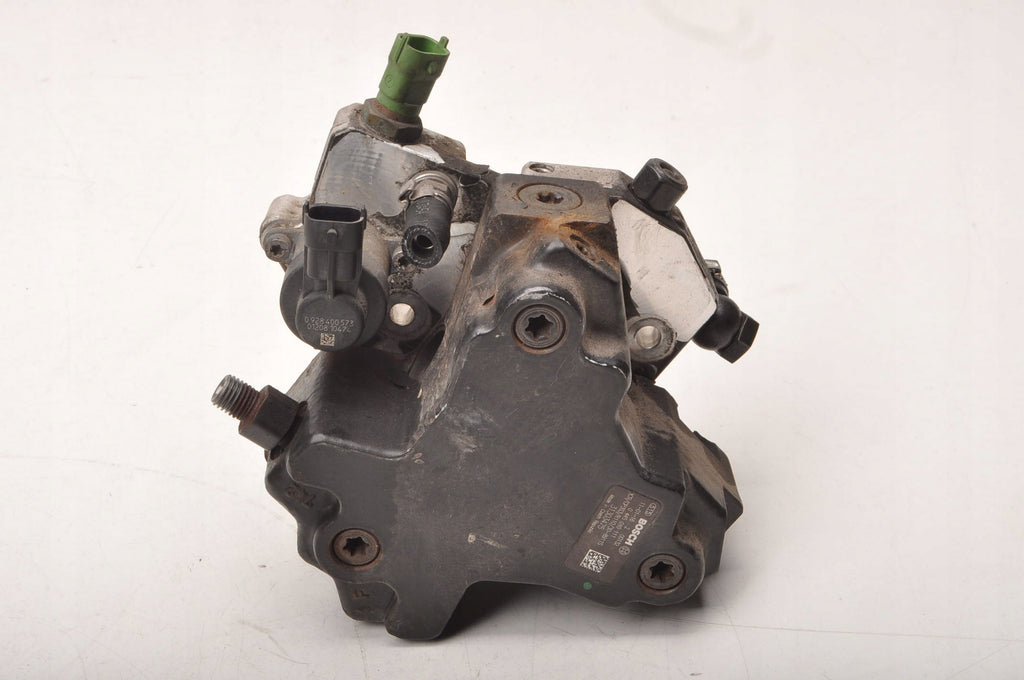 VOLVO XC90 XC70 V70 S60 2.4 D5 200KM INJECTION PUMP 31303475 0445010111