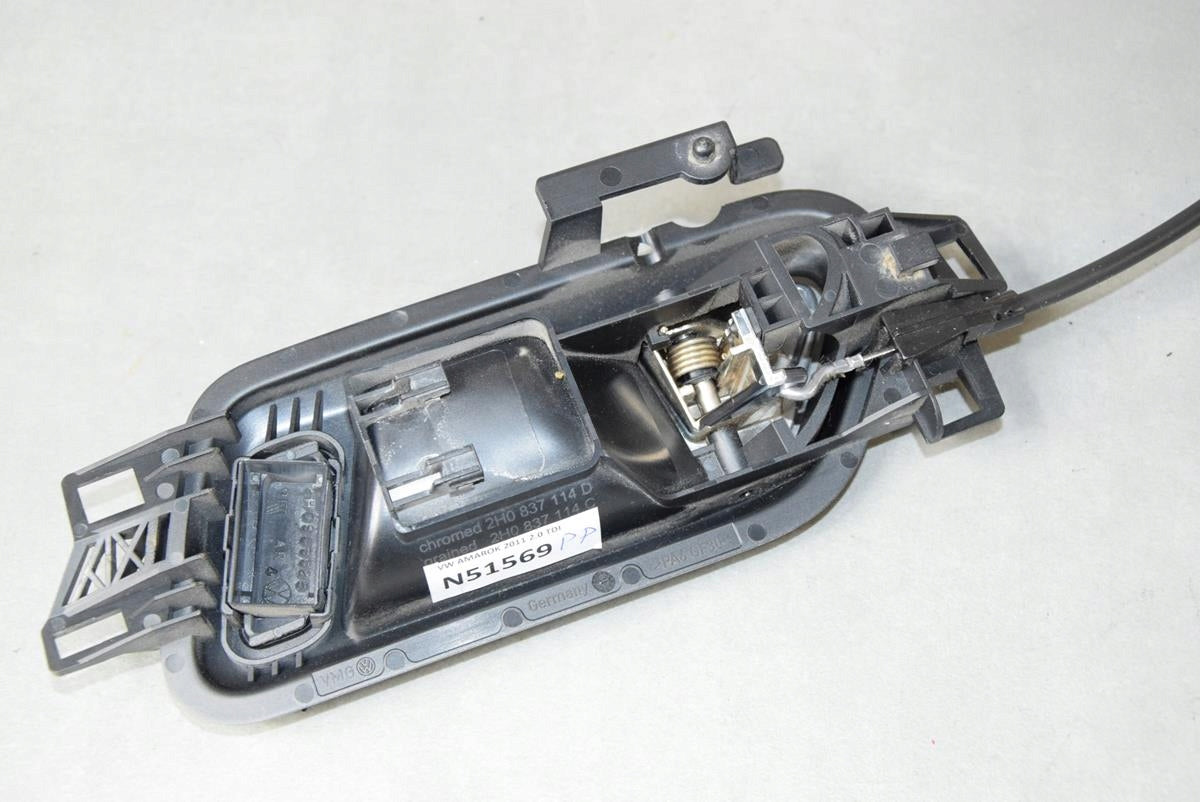 VW AMAROK INTERIOR DOOR HANDLE RIGHT FRONT 2H0837114D