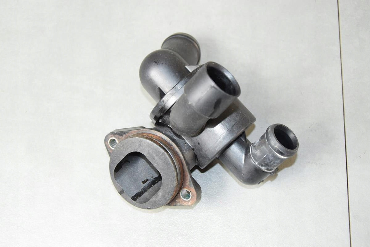 VW AMAROK THERMOSTAT HOUSING 03L121111AB