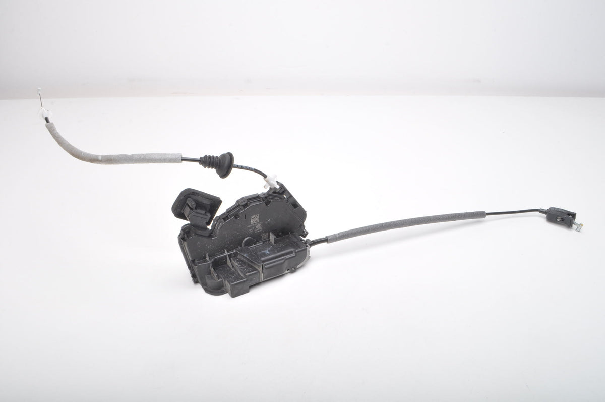 VW AREON SKODA KAMIQ DOOR LOCK RIGHT FRONT 5TB837016D