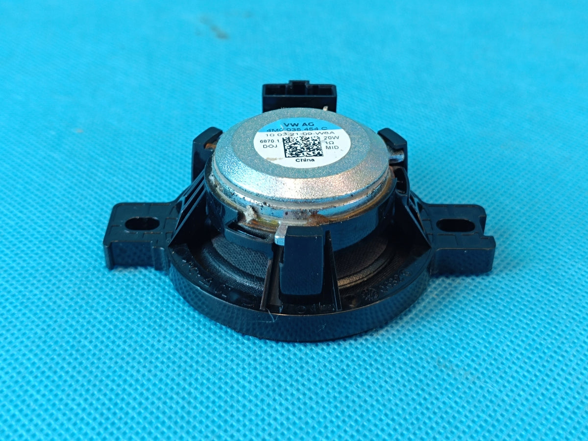 VW ARTEON HATCHBACK 2,0 TDI 147KW 2022 R CONSOLE BOARD SPEAKER 4M0035454C