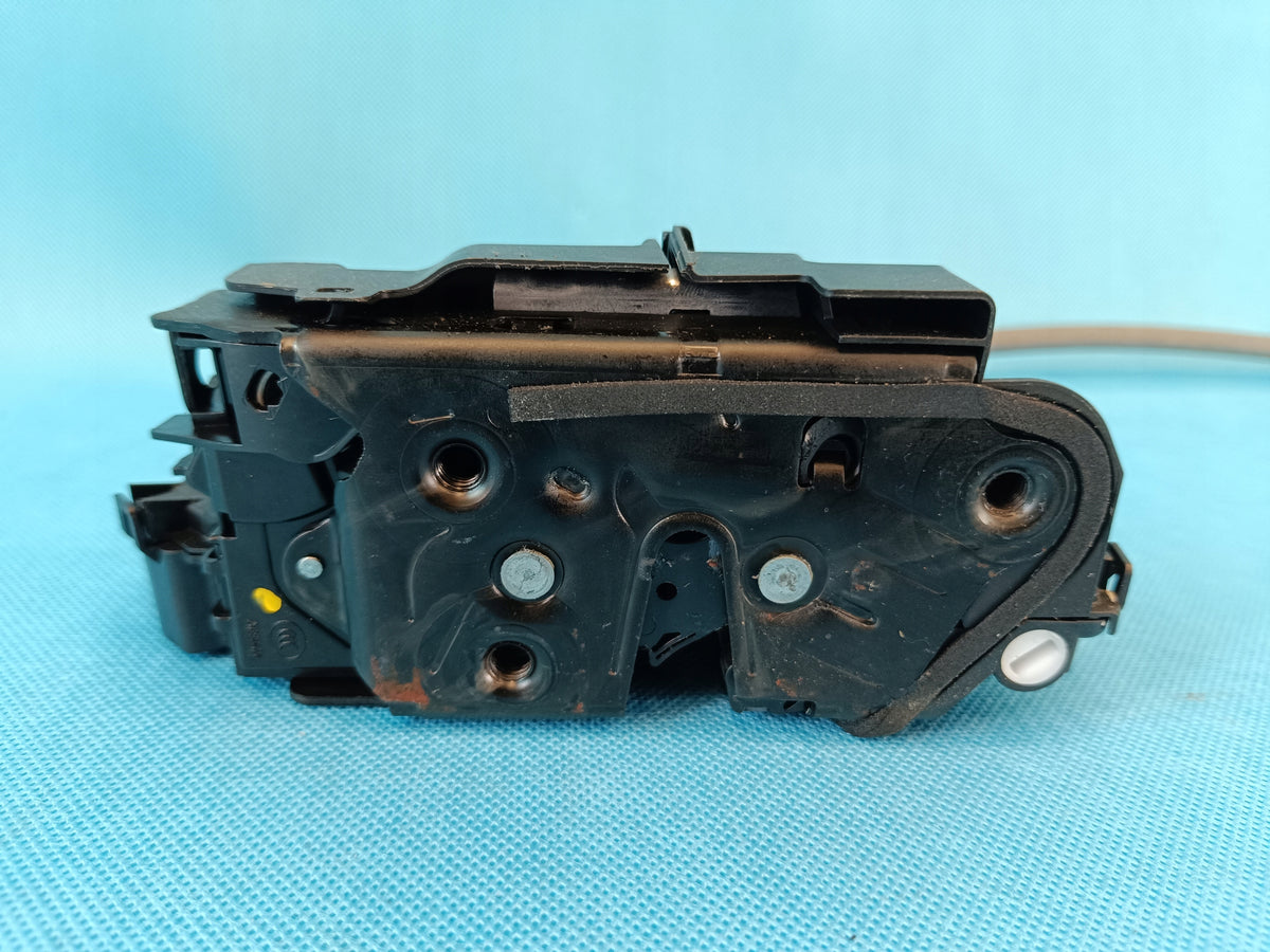 VW ARTEON HATCHBACK 2,0 TDI 147KW 2022 R DOOR LOCK LEFT REAR 5NA839015D