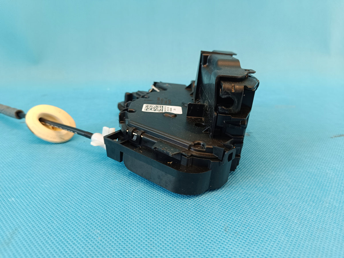 VW ARTEON HATCHBACK 2,0 TDI 147KW 2022 R DOOR LOCK LEFT REAR 5NA839015D