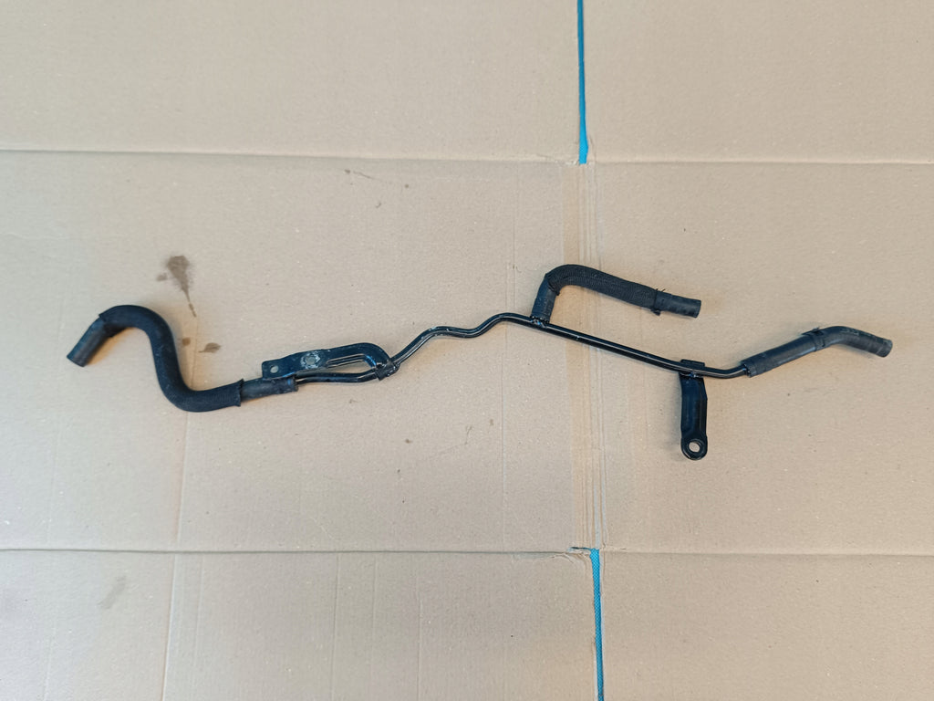VW ARTEON HATCHBACK 2,0 TDI 147KW 2022 R PIPE WATER HOSE 3Q0121070AG