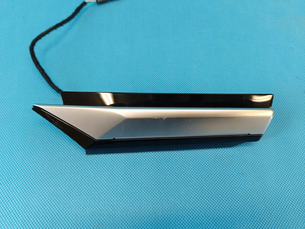 VW ARTEON HATCHBACK 2,0 TDI 147KW 2022 R STRIP DECOR LED CONSOLE 3G8854523