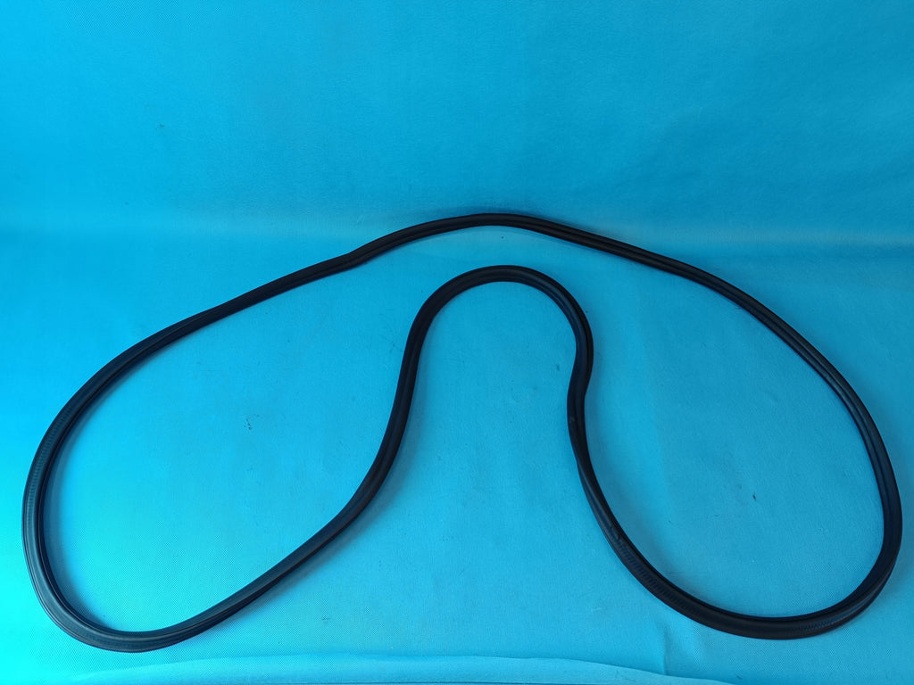 VW ARTEON HATCHBACK 2,0 TDI 147KW 2022 R TRUNK SEAL 3G8827705