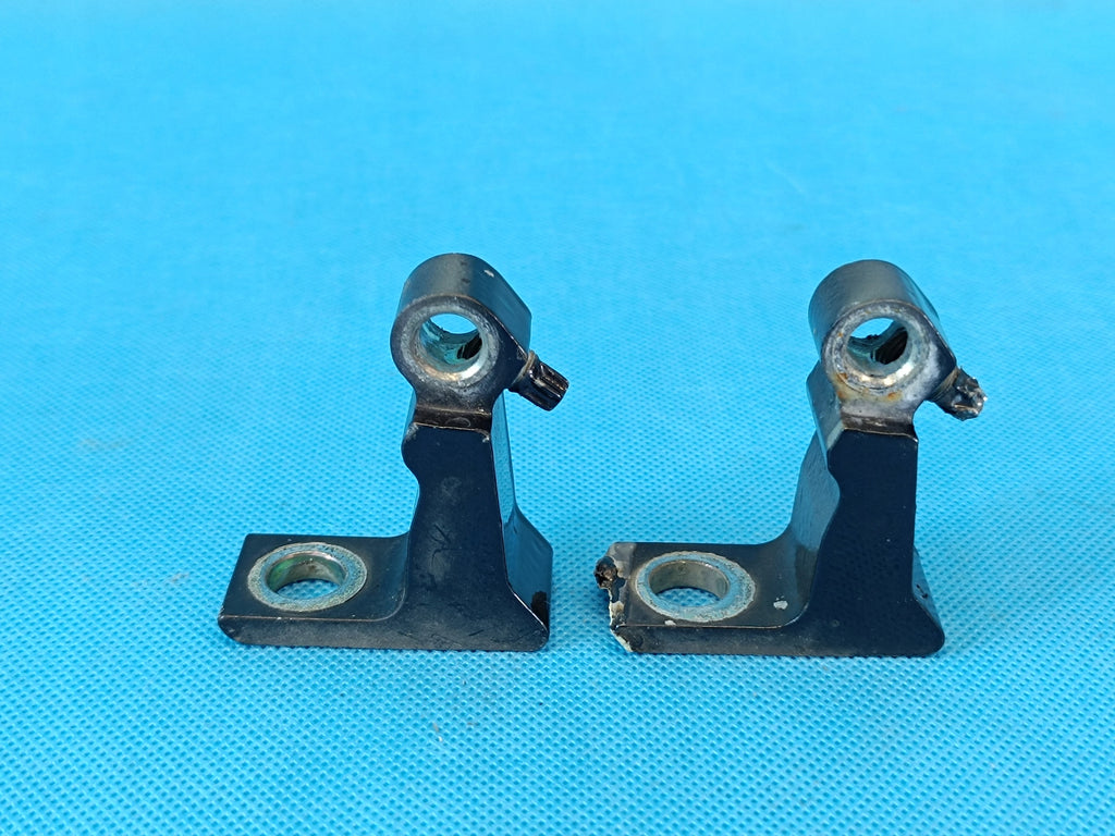 VW ARTEON HATCHBACK 2022 R DOOR HINGES RIGHT FRONT 5H0833402A 5H0833402