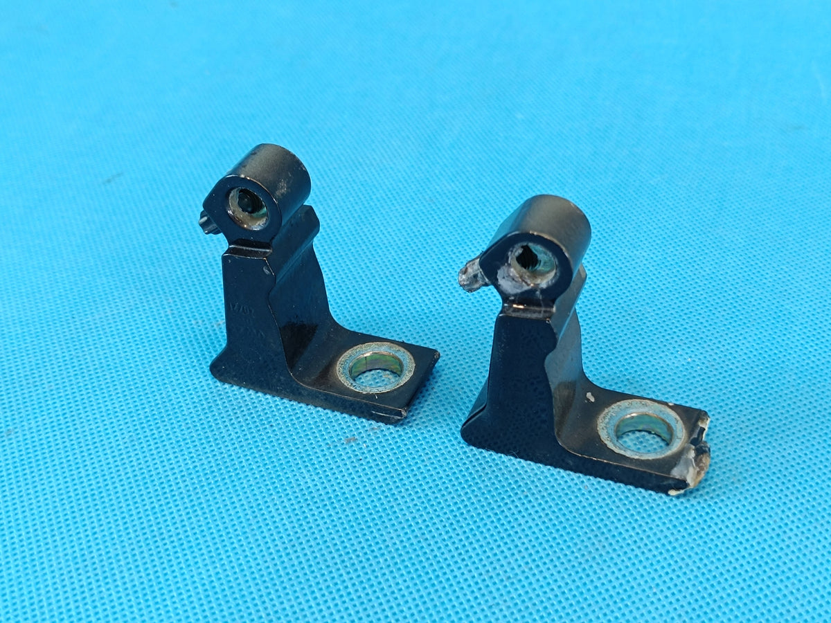 VW ARTEON HATCHBACK 2022 R DOOR HINGES RIGHT FRONT 5H0833402A 5H0833402
