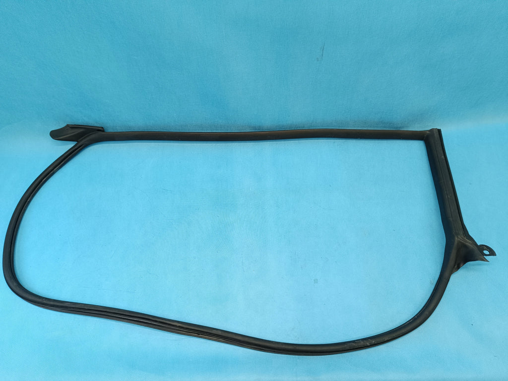 VW ARTEON SHOOTING BRAKE 1.4 TSI 2022R DOOR SEAL LEFT FRONT 3G8867337