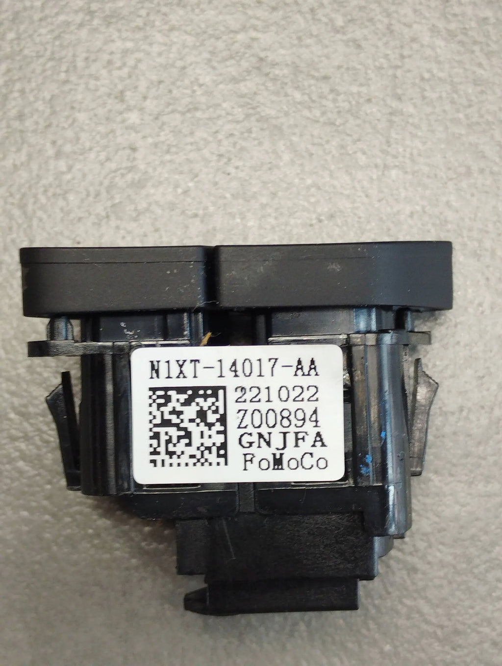 VW Amarok II LOCK SWITCH N1XT-14017-AA