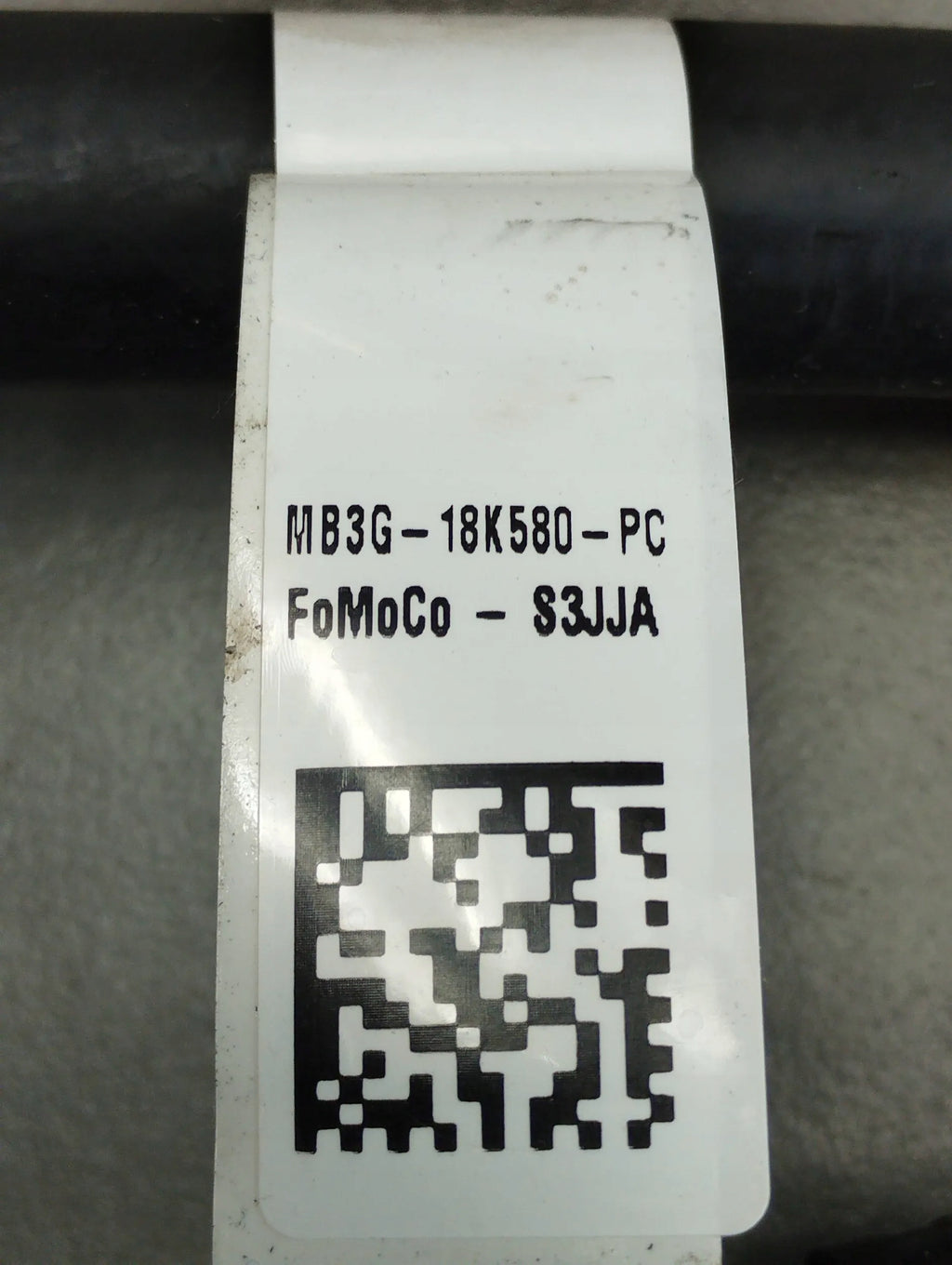 VW Amarok II WATER CABLE MB3G-18K580-PC