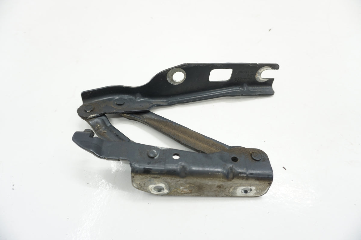 VW EOS 09R MASK HINGE LEFT LC9X 1Q0823301C
